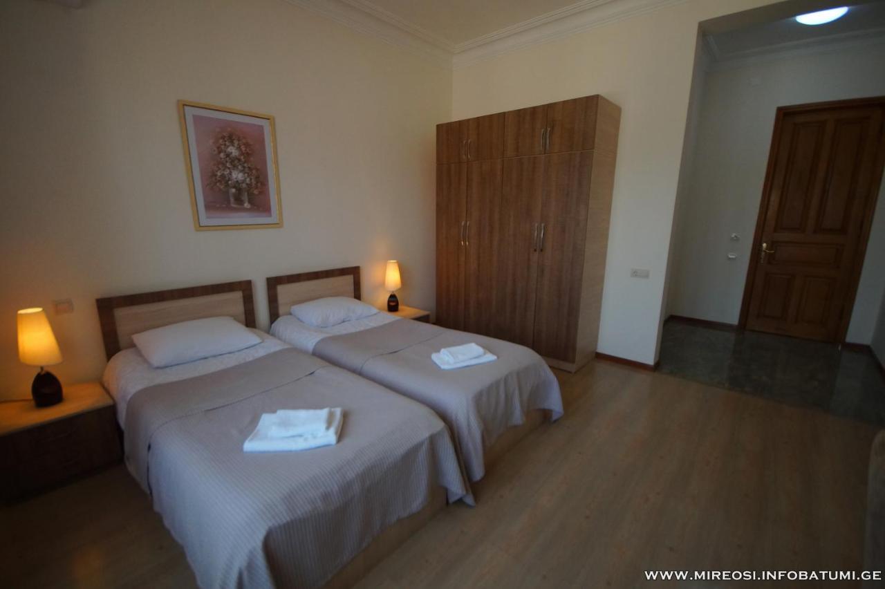 Hotel Mireosi Батуми Экстерьер фото