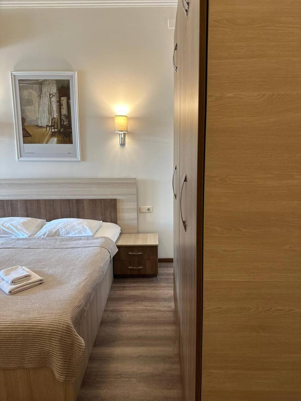 Hotel Mireosi Батуми Экстерьер фото