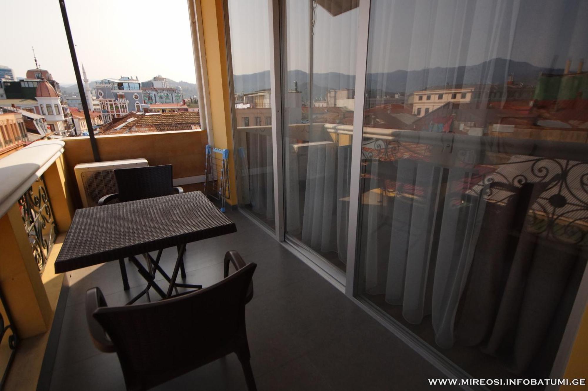 Hotel Mireosi Батуми Экстерьер фото