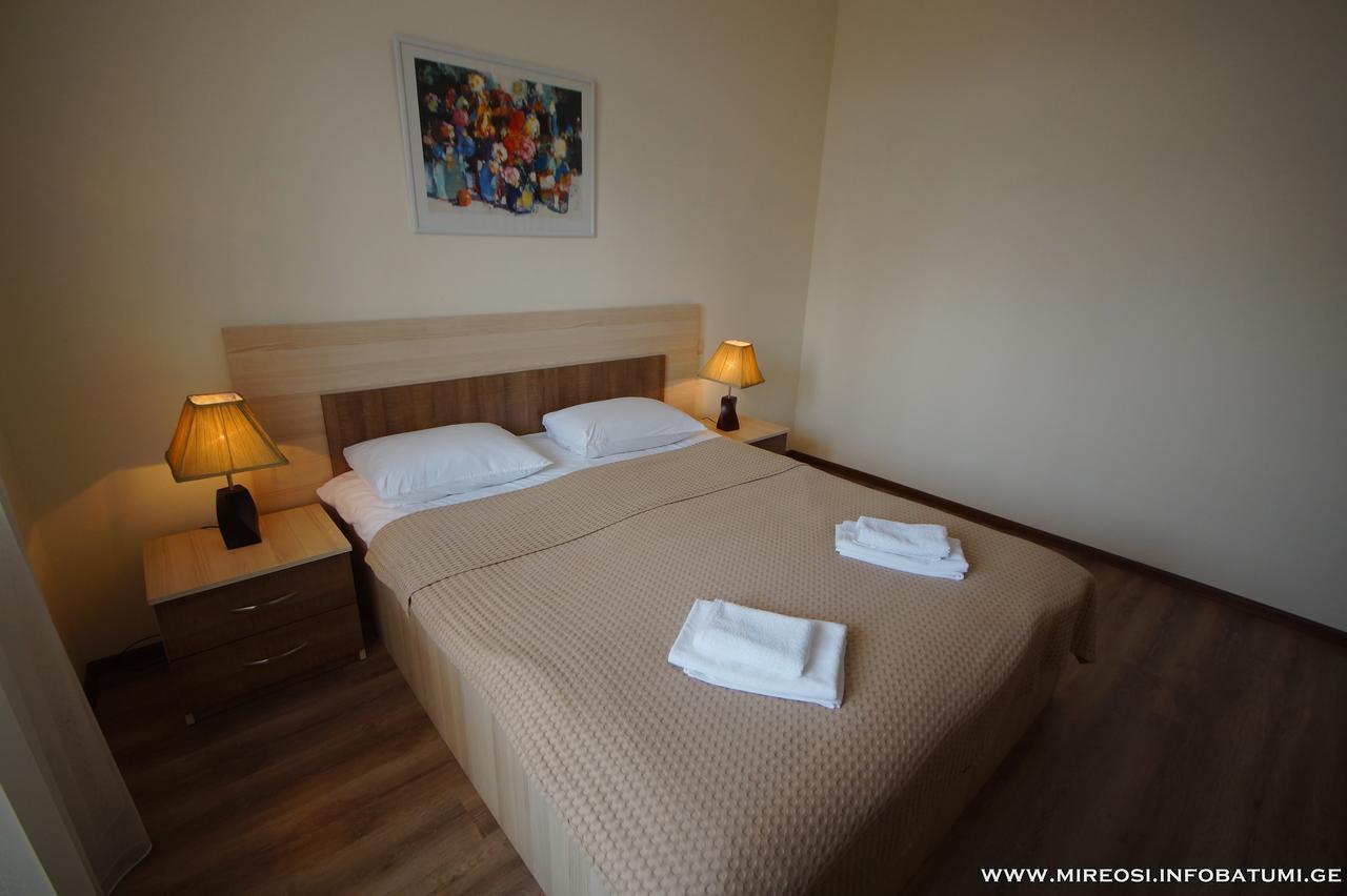 Hotel Mireosi Батуми Экстерьер фото
