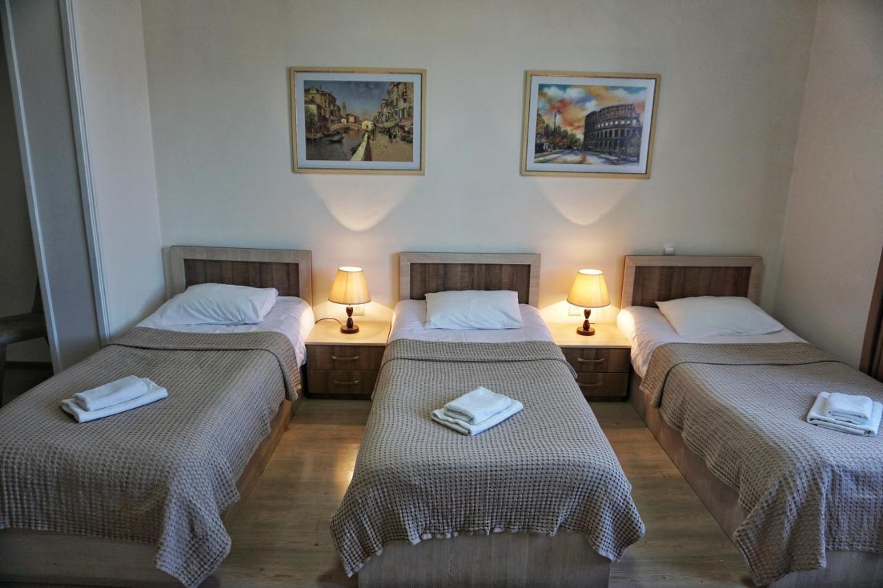 Hotel Mireosi Батуми Экстерьер фото